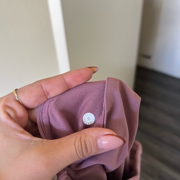 Lululemon Train Times 7/8 leggings - Picture 7 of 7